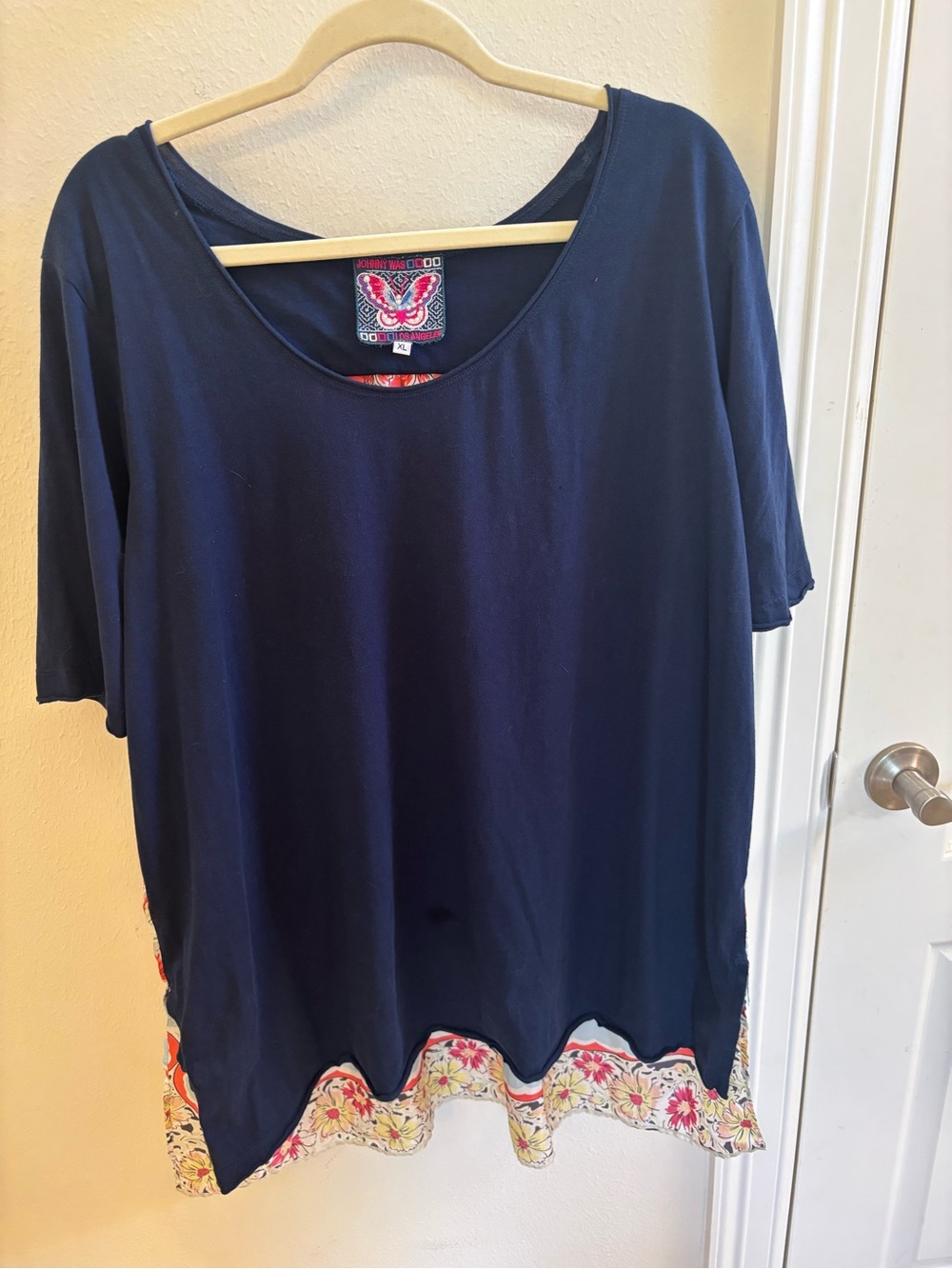 Johnny Was Navy Short Sleeve Scoop Neck Top with Floral Silk Back
